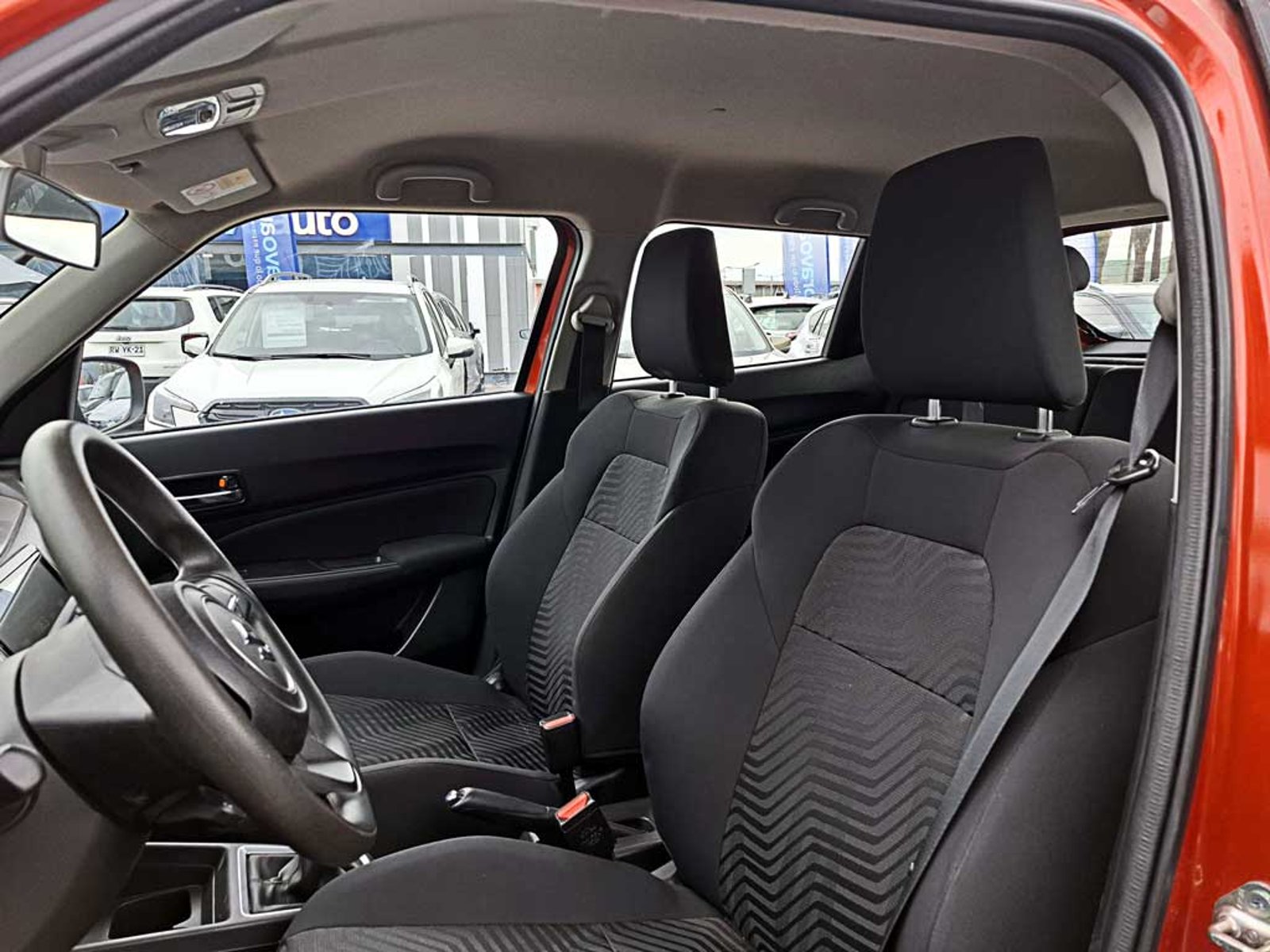 Suzuki SWIFT 1.2 GL MT 2024 - Imagen 12 de 20