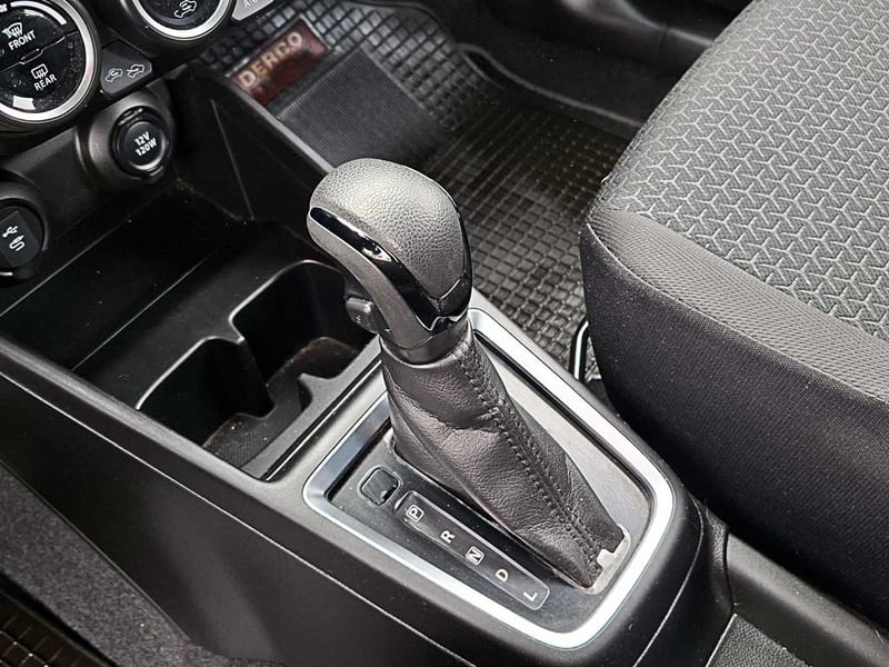 Suzuki SWIFT GLX HB 1.2 AT 2024 - Imagen 19 de 19