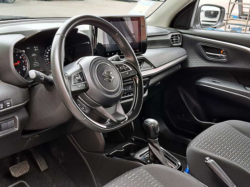 Suzuki SWIFT 1.2 GLX AT HIBRIDO 2025 - Imagen 13 de 20