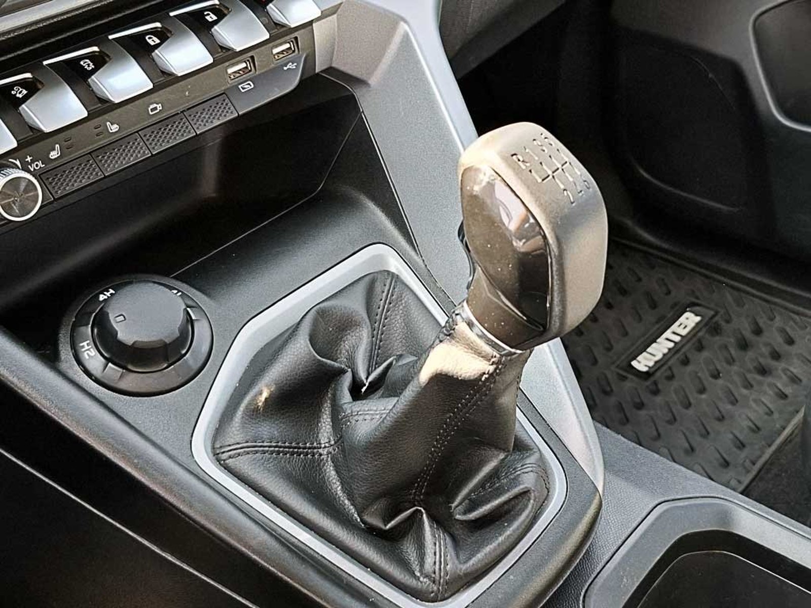 CHANGAN HUNTER (IN) 2.0 ELITE SPORT MT 4X4 DIESEL 2023 - Imagen 19 de 20