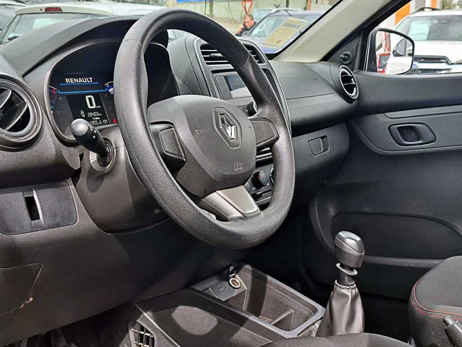 Renault KWID 1.0 HB ZEN MT 2024 - Imagen 13 de 19