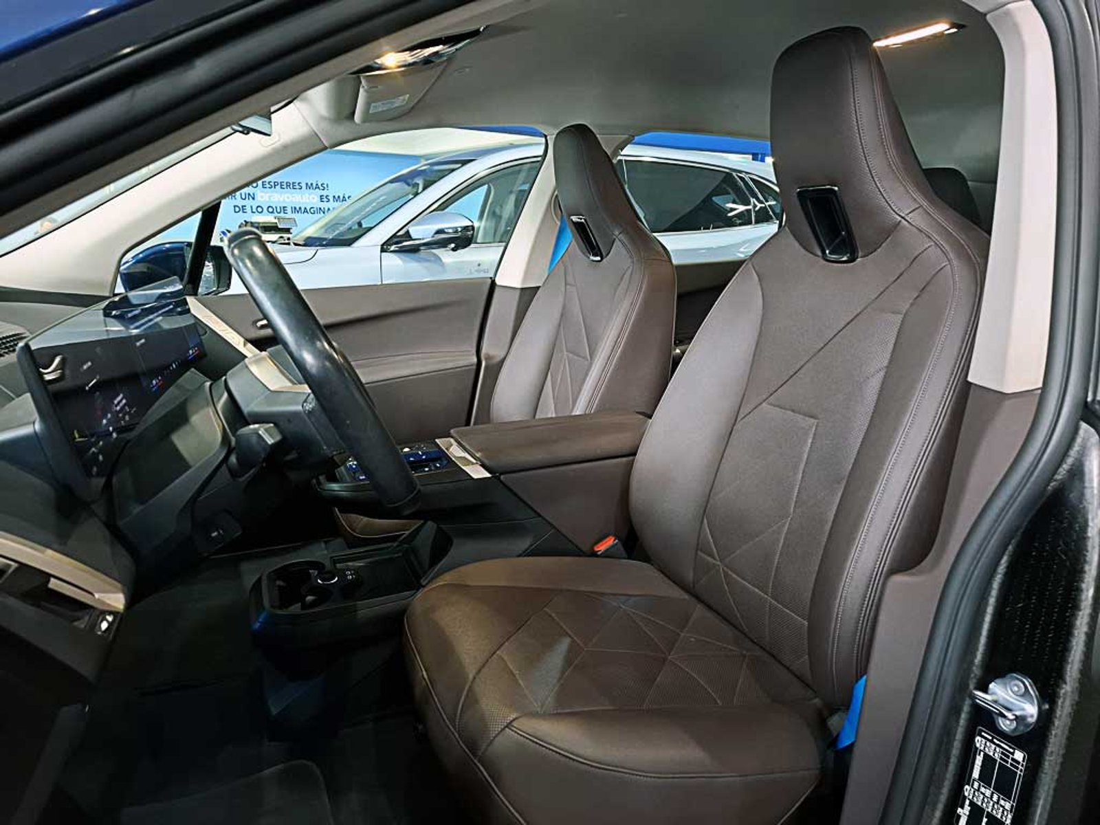 BMW IX 0.0 XDRIVE40 SUITE AT 4X4 ELECTRICO 2023 - Imagen 16 de 20