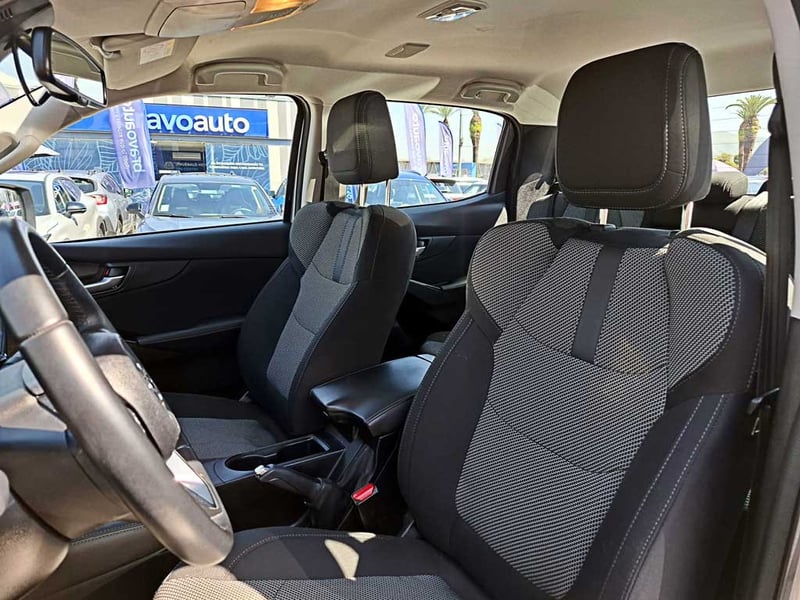 Mazda BT-50 3.0 DC HIGH AT 4X4 DIESEL 2025 - Imagen 14 de 20