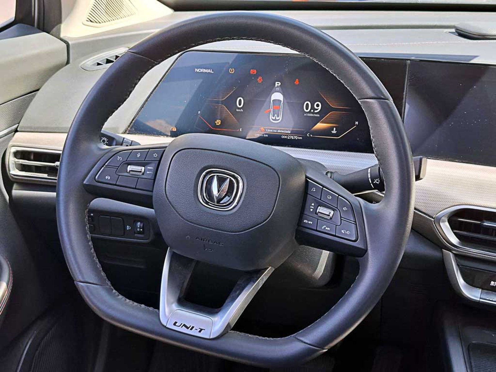 Changan UNI-T 1.5 LUXURY AT 2024 - Imagen 10 de 20