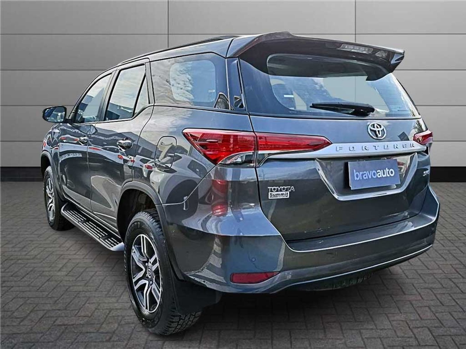Toyota FORTUNER 2.7 SR5 AT 2025 - Foto 2 de 20