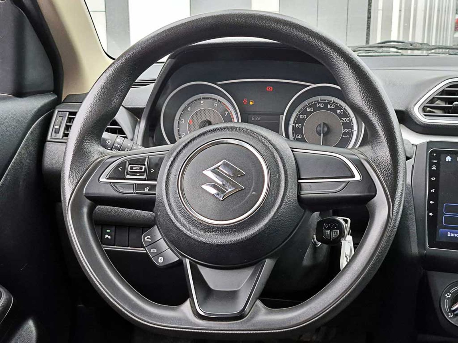 Suzuki DZIRE 1.2 GL MT 2024 - Imagen 10 de 19