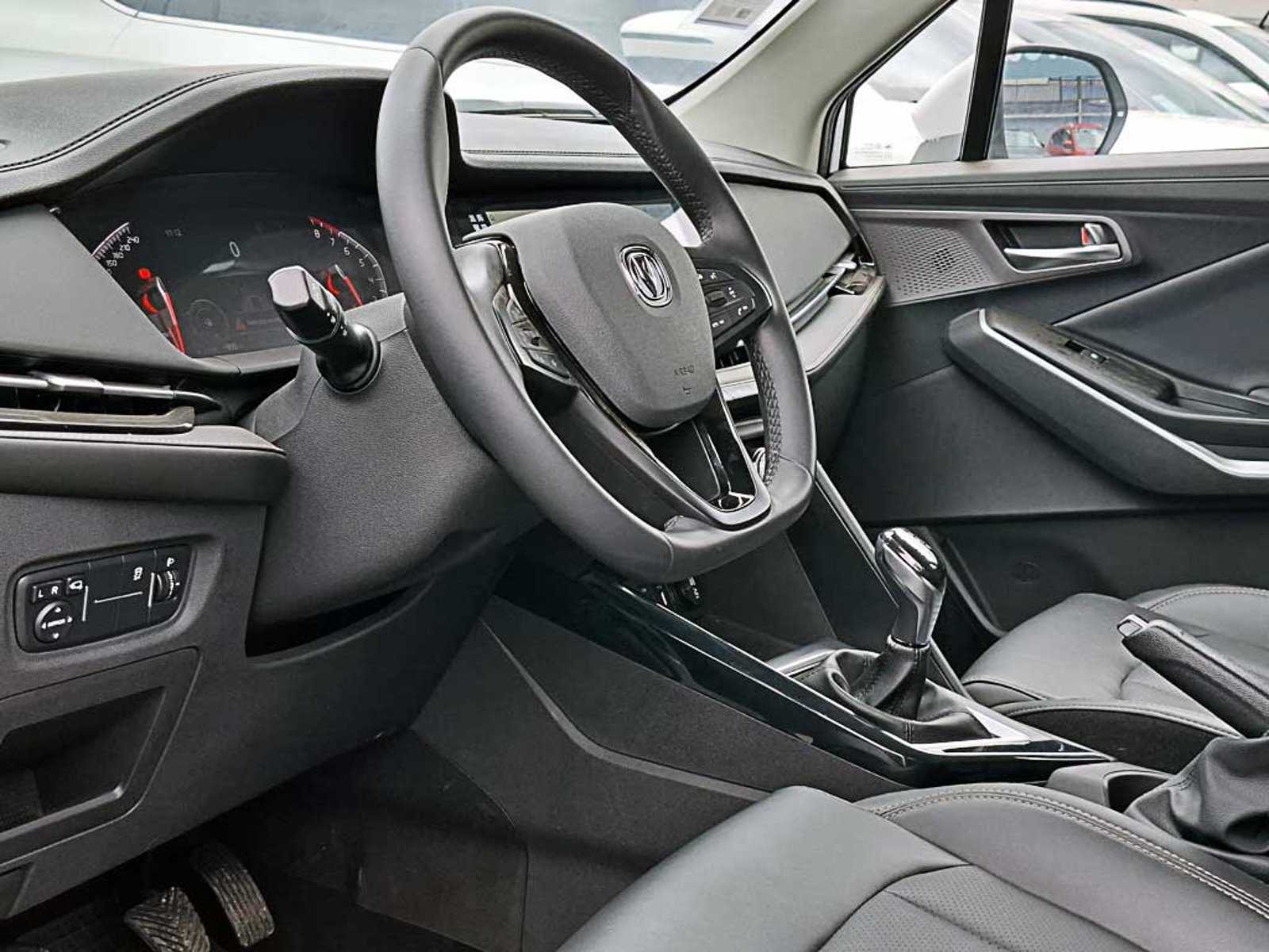 Changan CS15 1.5 PLUS ELITE MT 2026 - Imagen 13 de 20