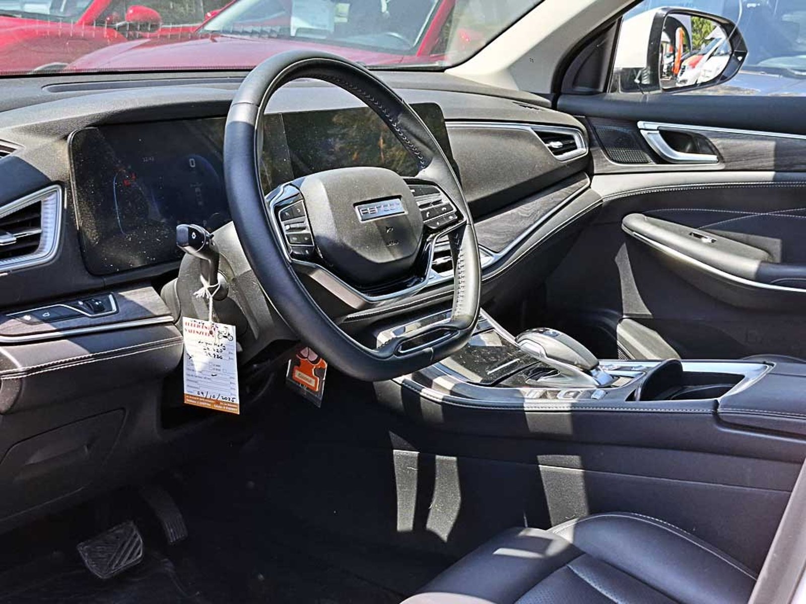 DFSK SUV 600 (IN) 1.5 T LUXURY AT 2024 - Imagen 13 de 20