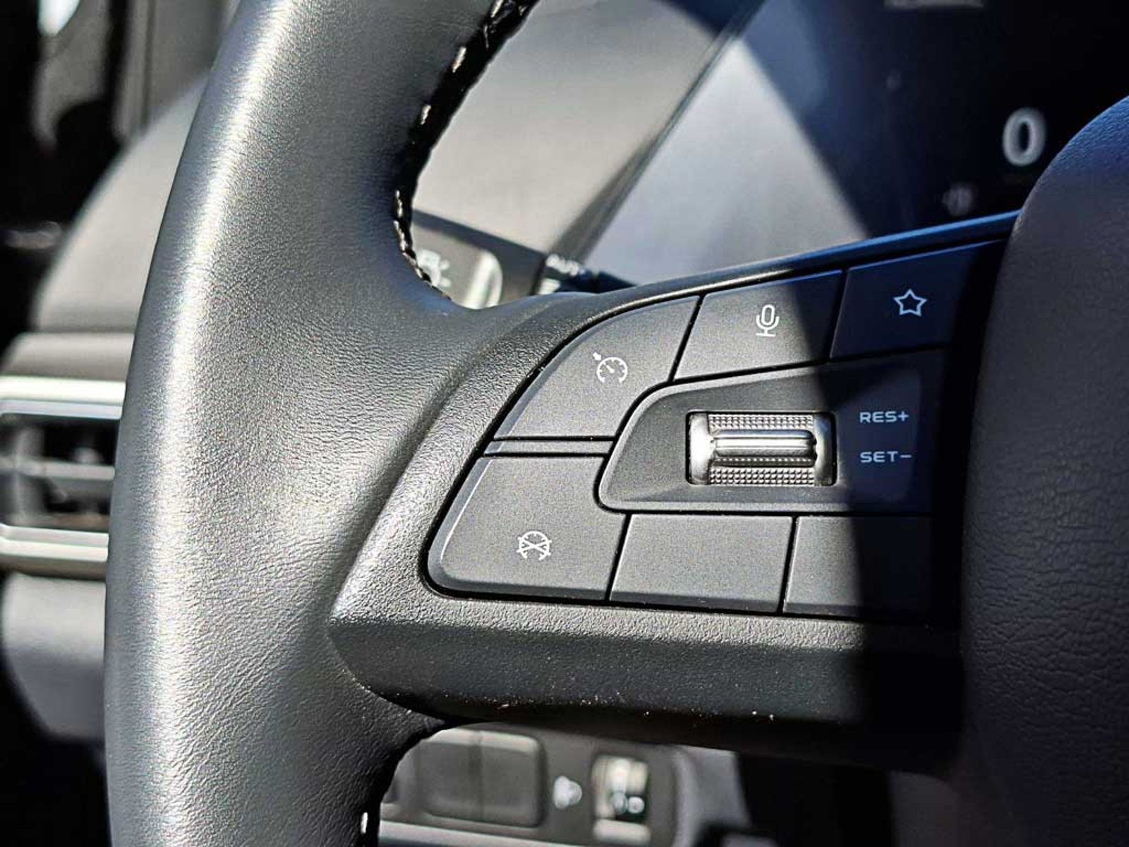 Changan UNI-T 1.5 LUXURY AT 2024 - Imagen 17 de 20