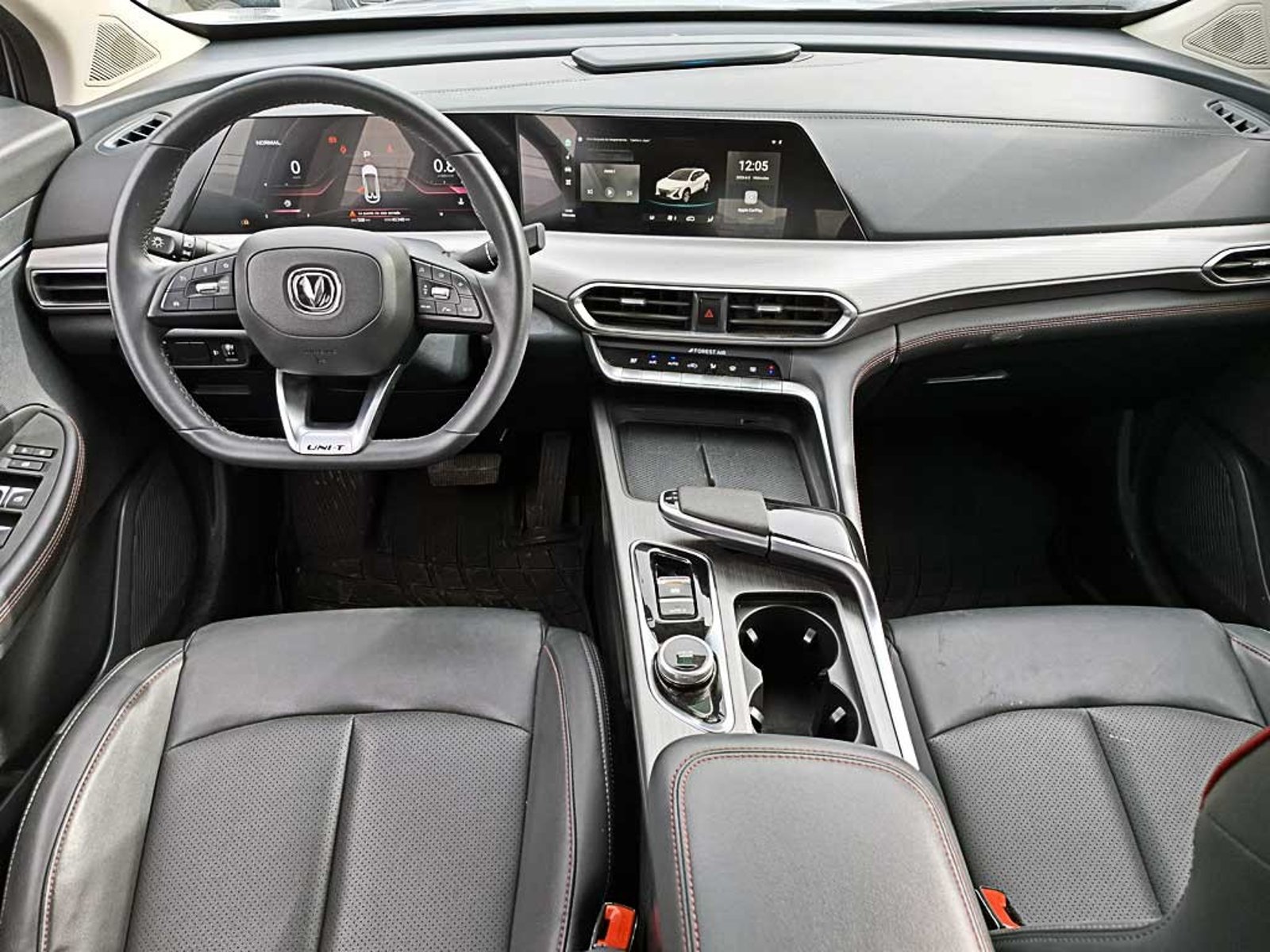 CHANGAN UNI-T (IN) 1.5 Luxury 2024 - Imagen 14 de 20