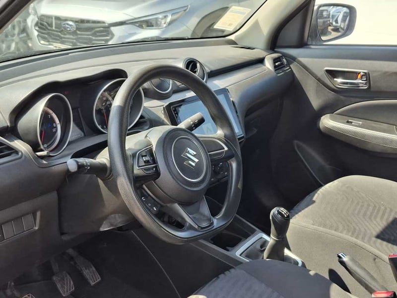 Suzuki SWIFT 1.2 GL MT 2024 - Imagen 13 de 20