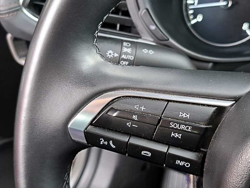 Mazda 3 SEDAN 2.0 SEDAN CORE MT 2025 - Imagen 17 de 20