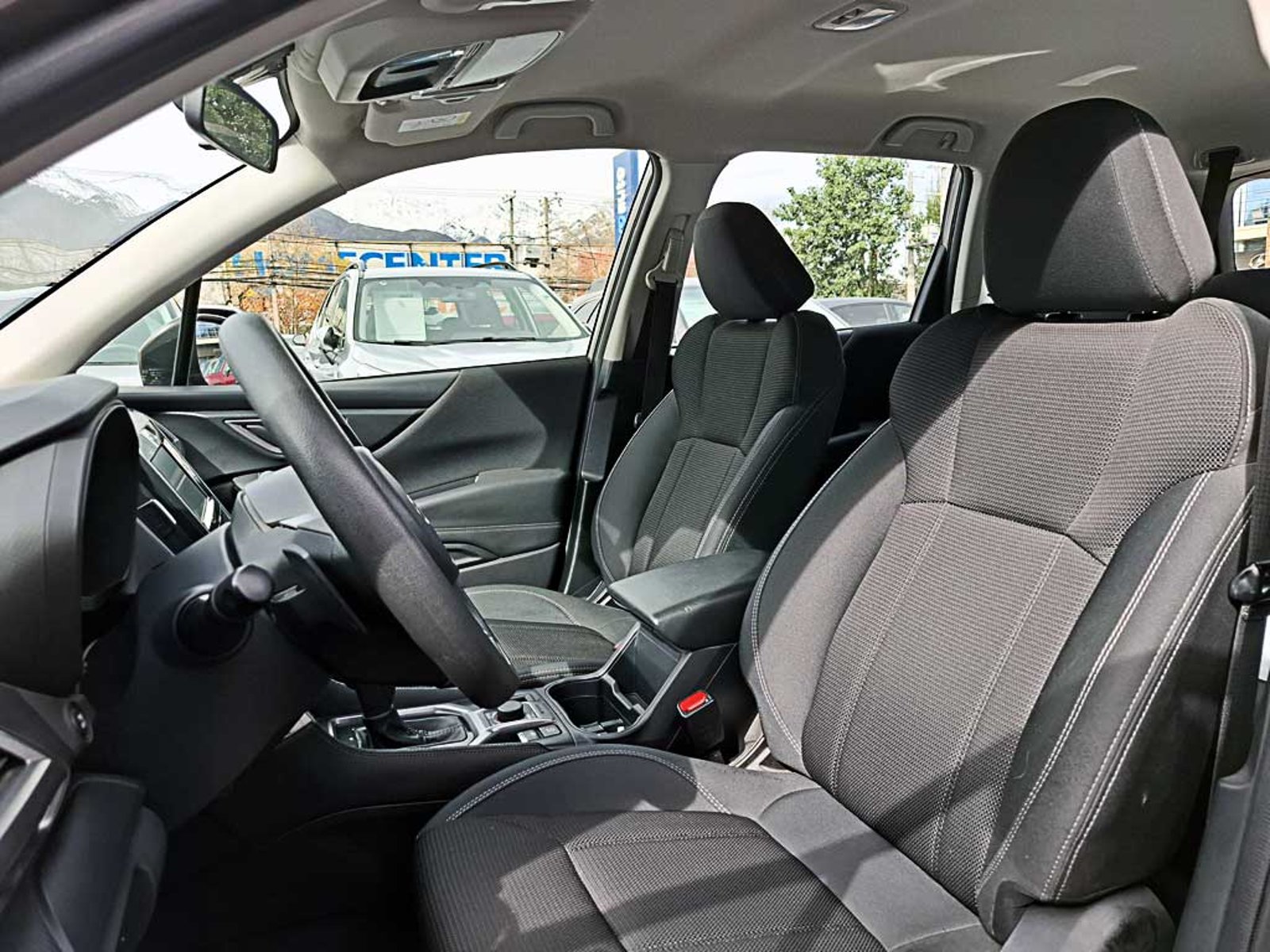 Subaru FORESTER 2.0 X AT 4X4 2024 - Imagen 16 de 20