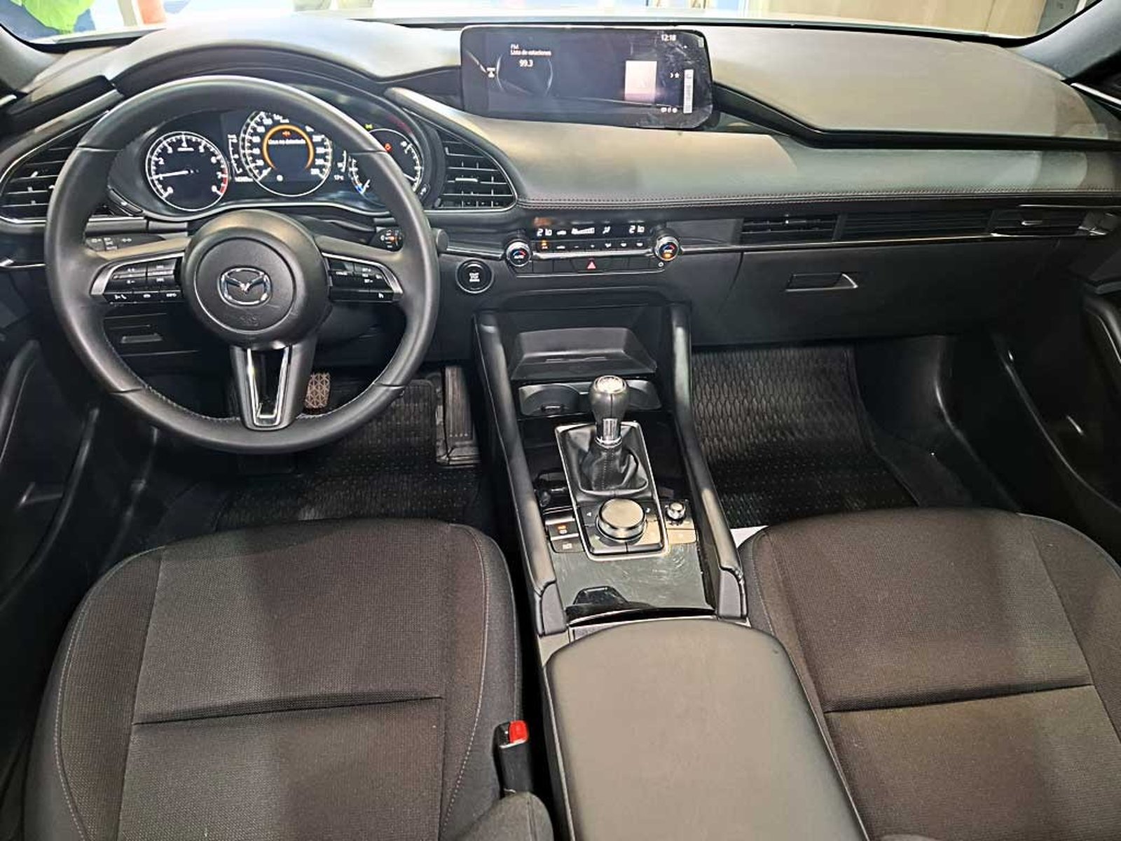 Mazda 3 SPORT 2.0 SPORT CORE MT 2025 - Imagen 12 de 20