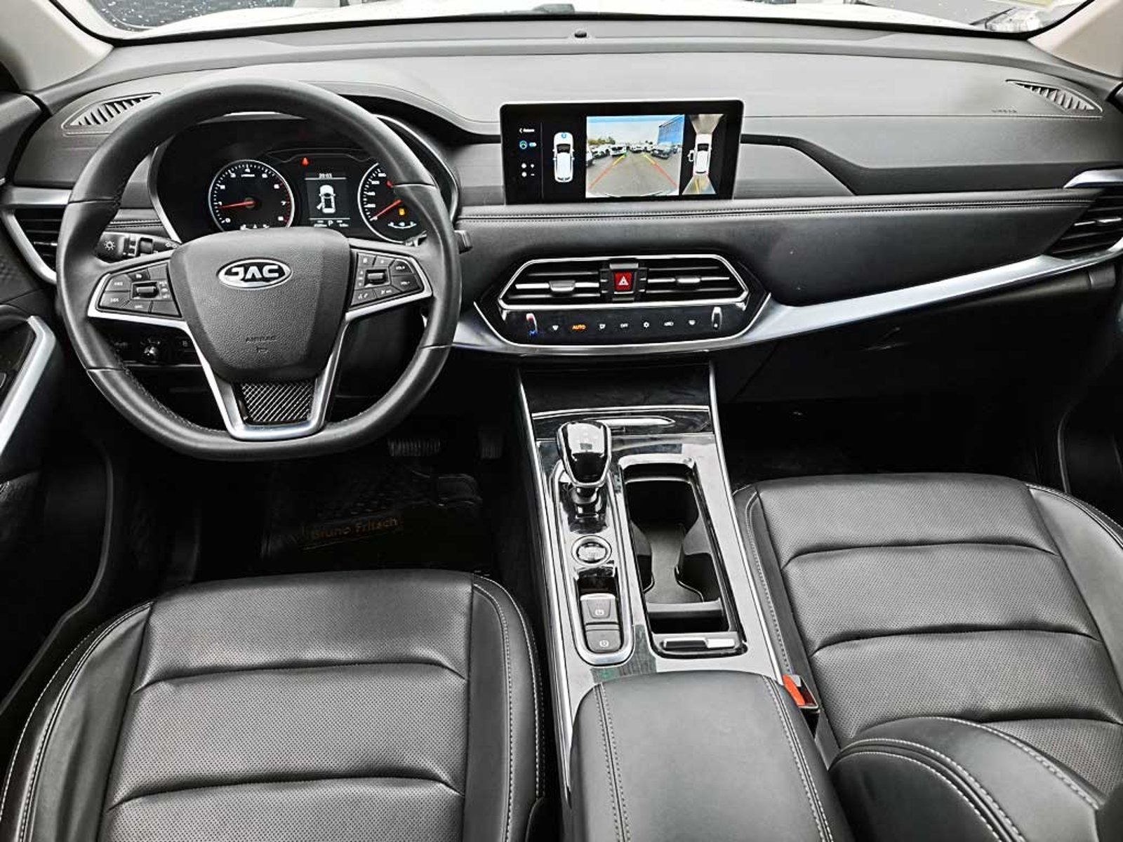 JAC JS8 1.5 LUXURY SE DCT AT 2024 - Imagen 13 de 19
