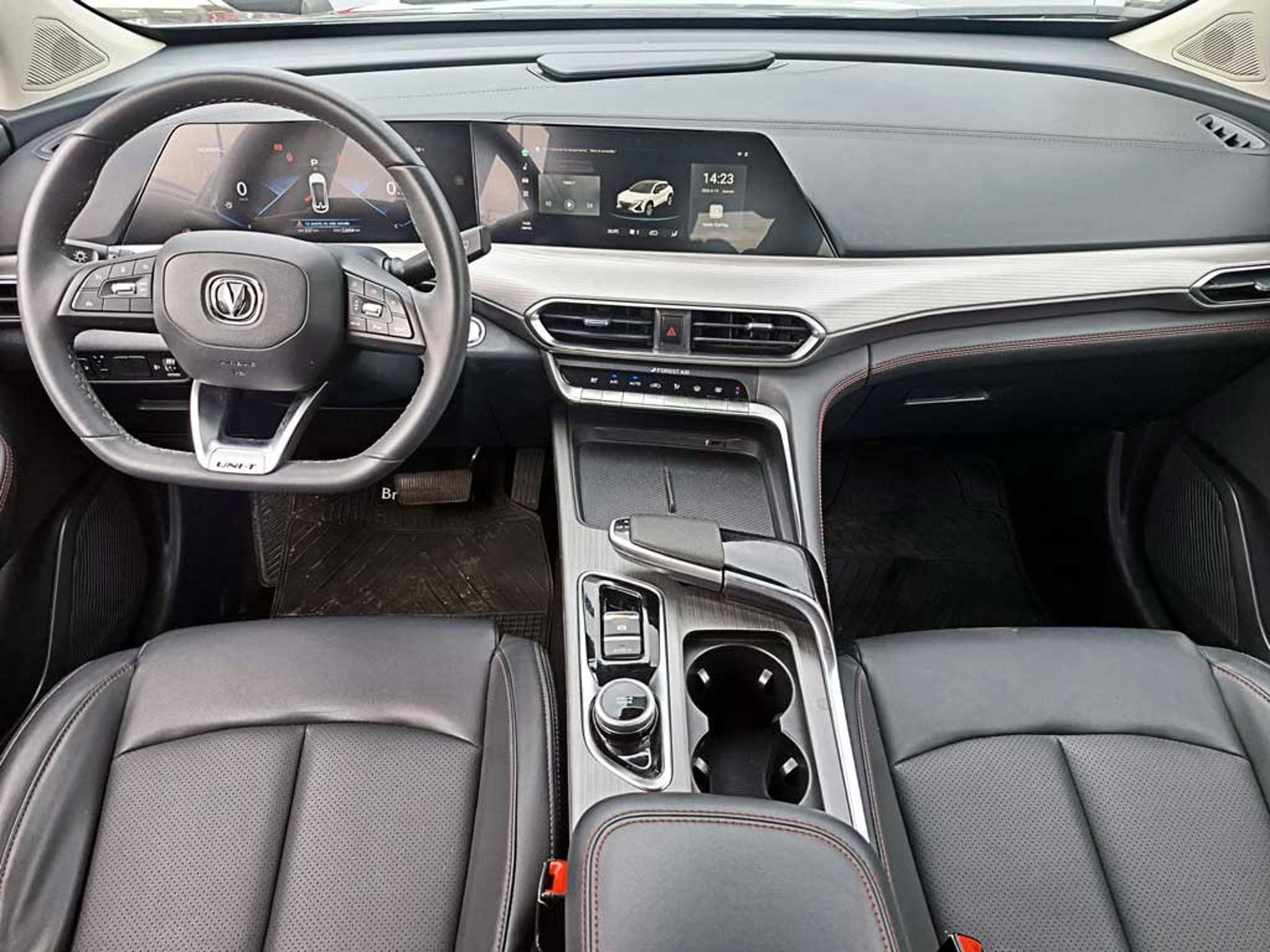 Changan UNI-T 1.5 LUXURY AT 2024 - Imagen 12 de 20