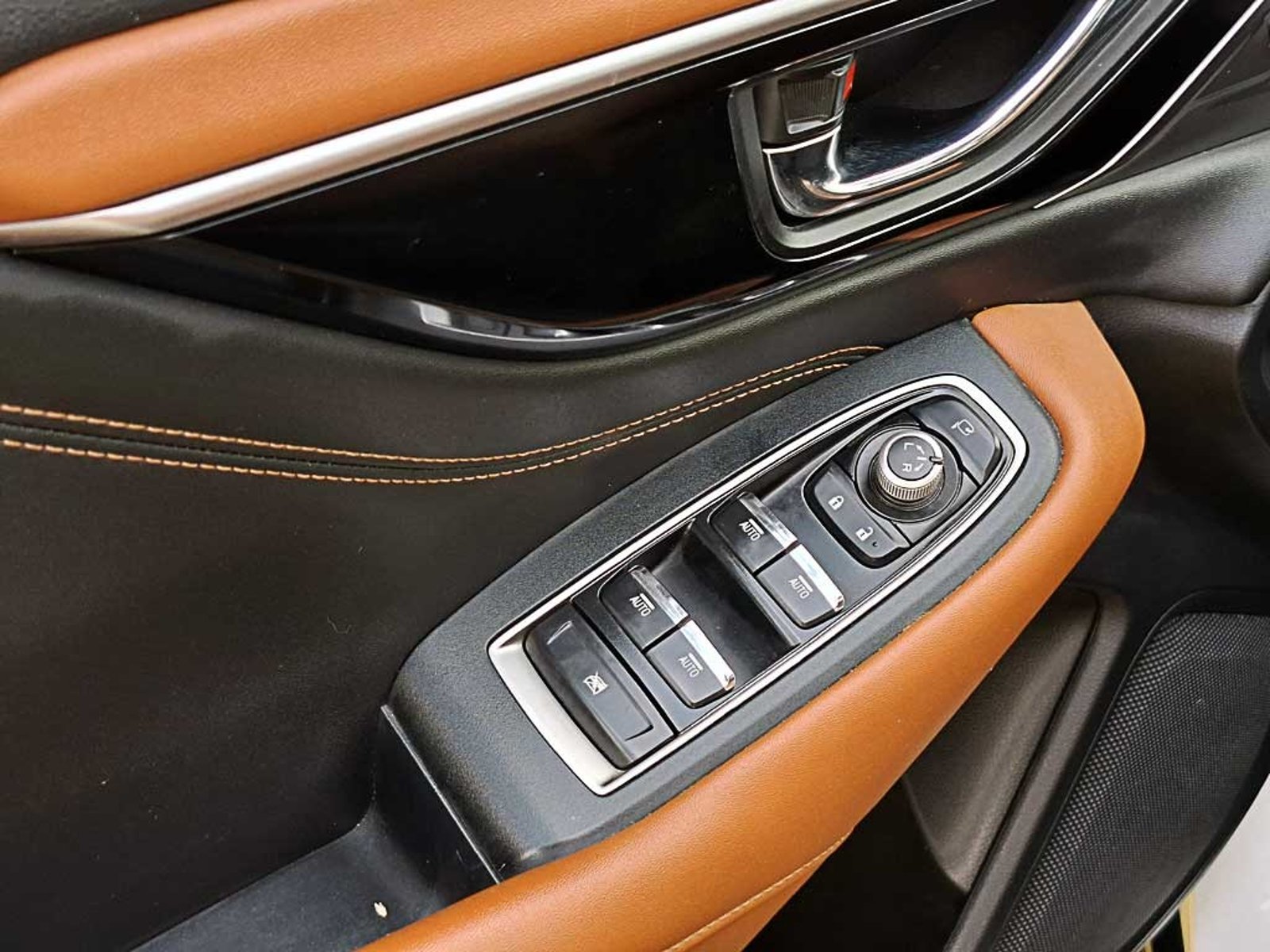 SUBARU OUTBACK (IN) 2.5 AWD TOURING AT 4X4 2021 - Imagen 12 de 20