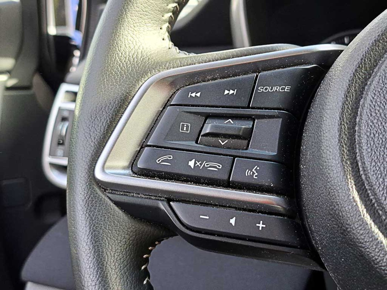 Subaru OUTBACK 2.5 DYNAMIC AT 4X4 2024 - Imagen 17 de 20