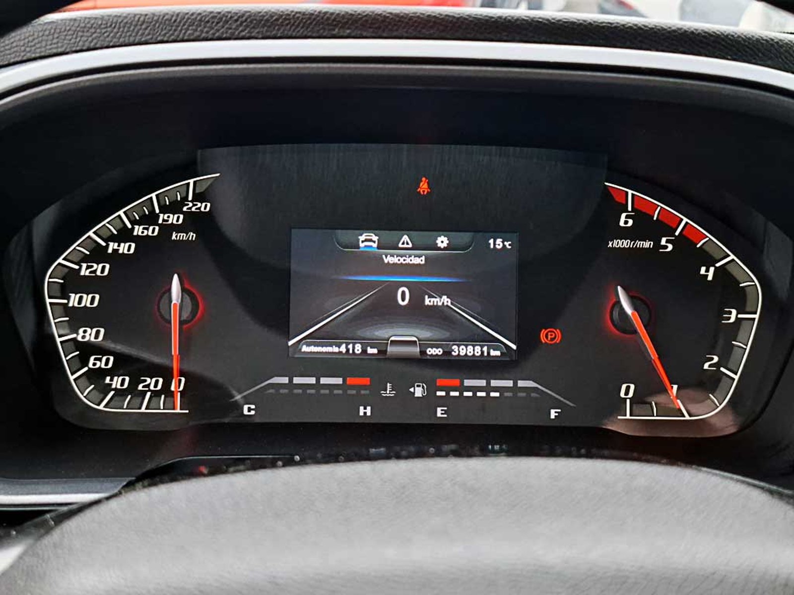 CHANGAN HUNTER 1.9T MT 4X4 ELITE SPORT 2023 - Imagen 11 de 20