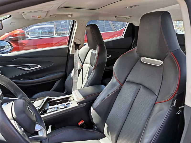 Changan UNI-T 1.5 LUXURY AT 2024 - Imagen 14 de 19