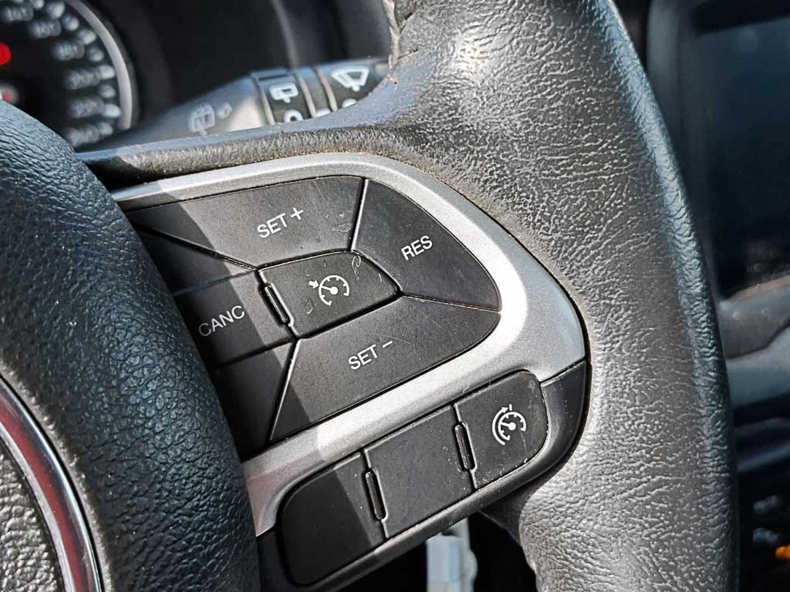 JEEP RENEGADE (IN) 1.8 SPORT LX MT 2022 - Imagen 18 de 20