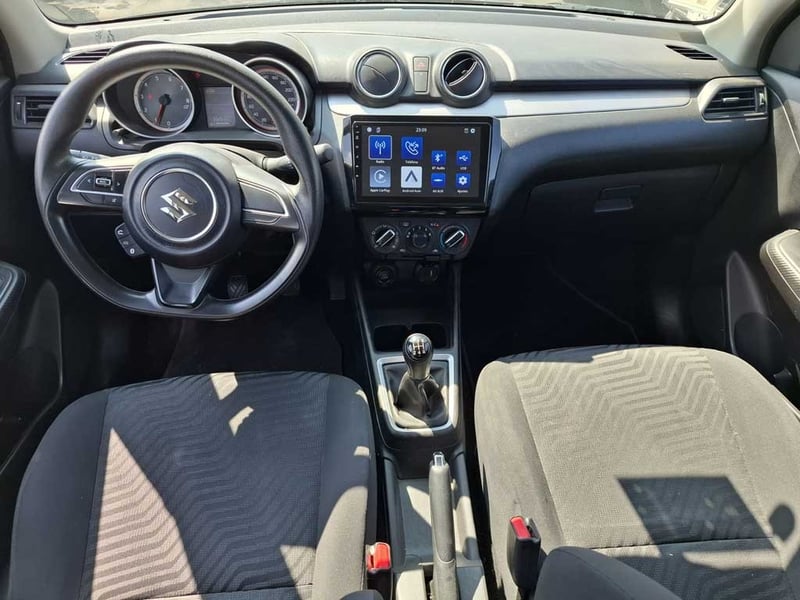 Suzuki SWIFT 1.2 GL MT 2024 - Imagen 12 de 20