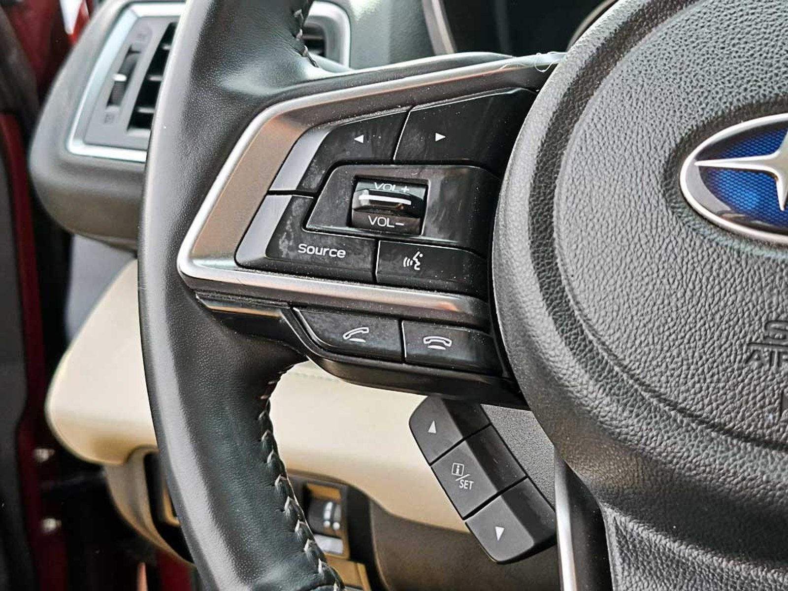 Subaru EVOLTIS 2.4 T TOURING GARDX AT 4X4 2023 - Imagen 18 de 20