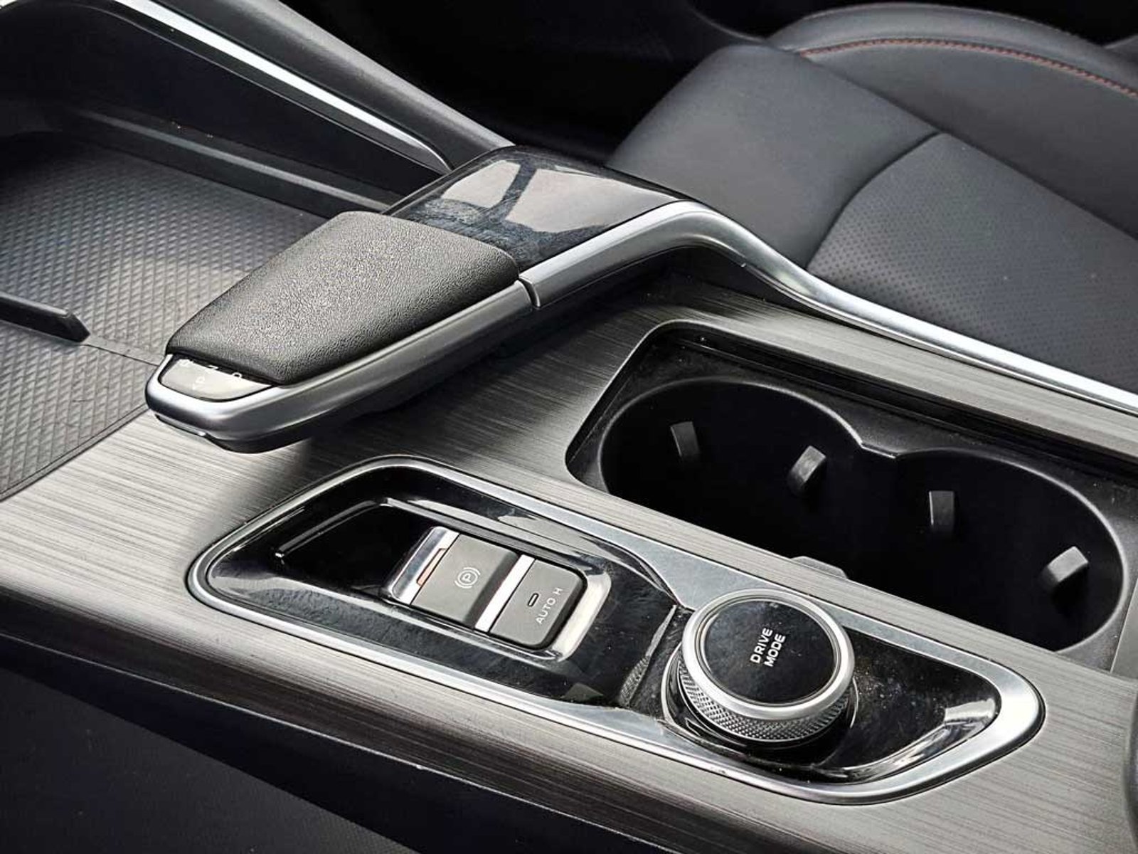 Changan UNI-T 1.5 LUXURY AT 2024 - Imagen 20 de 20