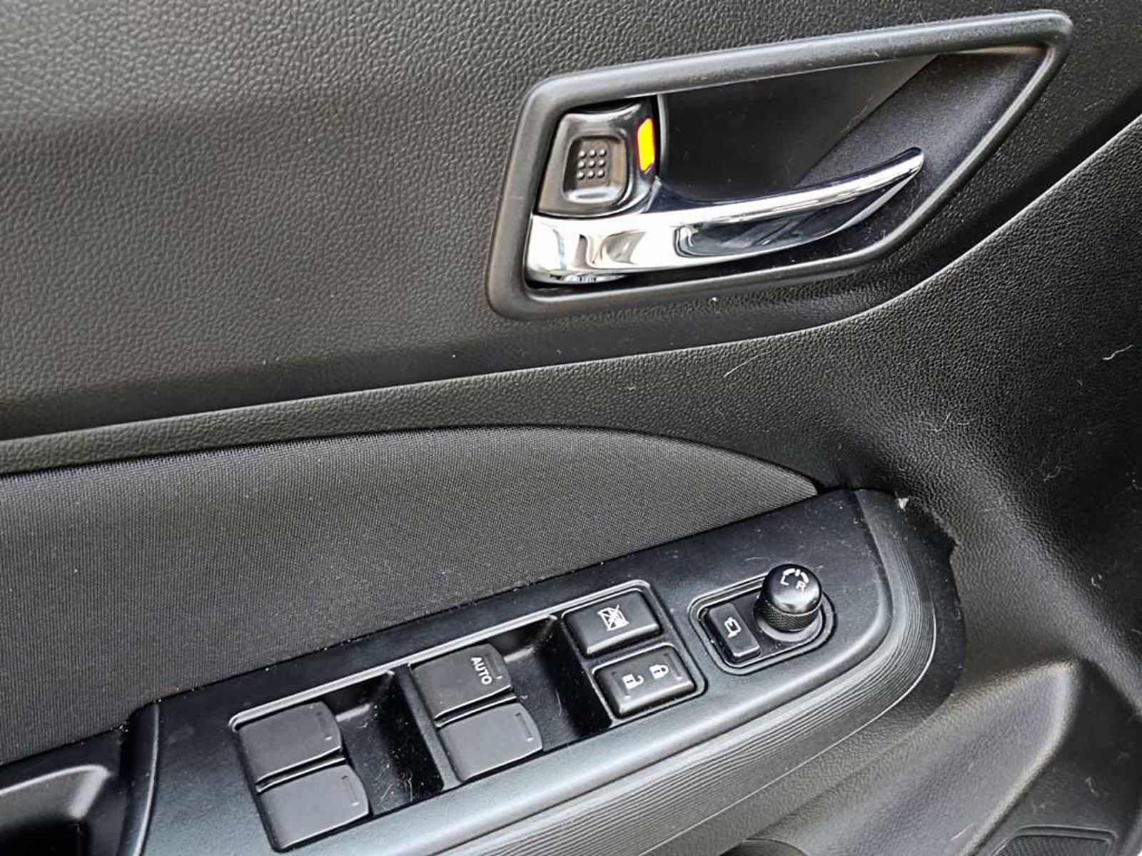 Suzuki DZIRE 1.2 GL MT 2023 - Imagen 13 de 18