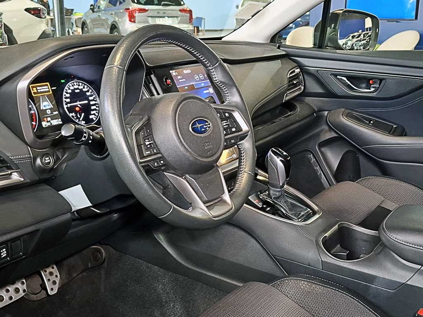 SUBARU OUTBACK 2.5 DYNAMIC AT 4X4 2023 - Imagen 11 de 20
