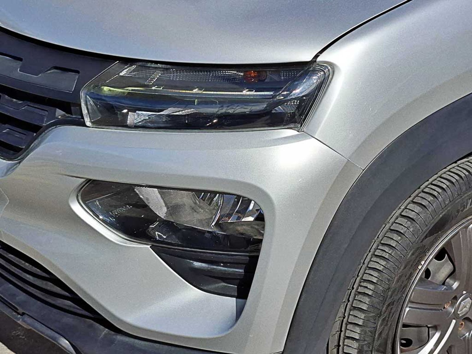 Renault KWID 1.0 HB ZEN MT 2024 - Imagen 7 de 19