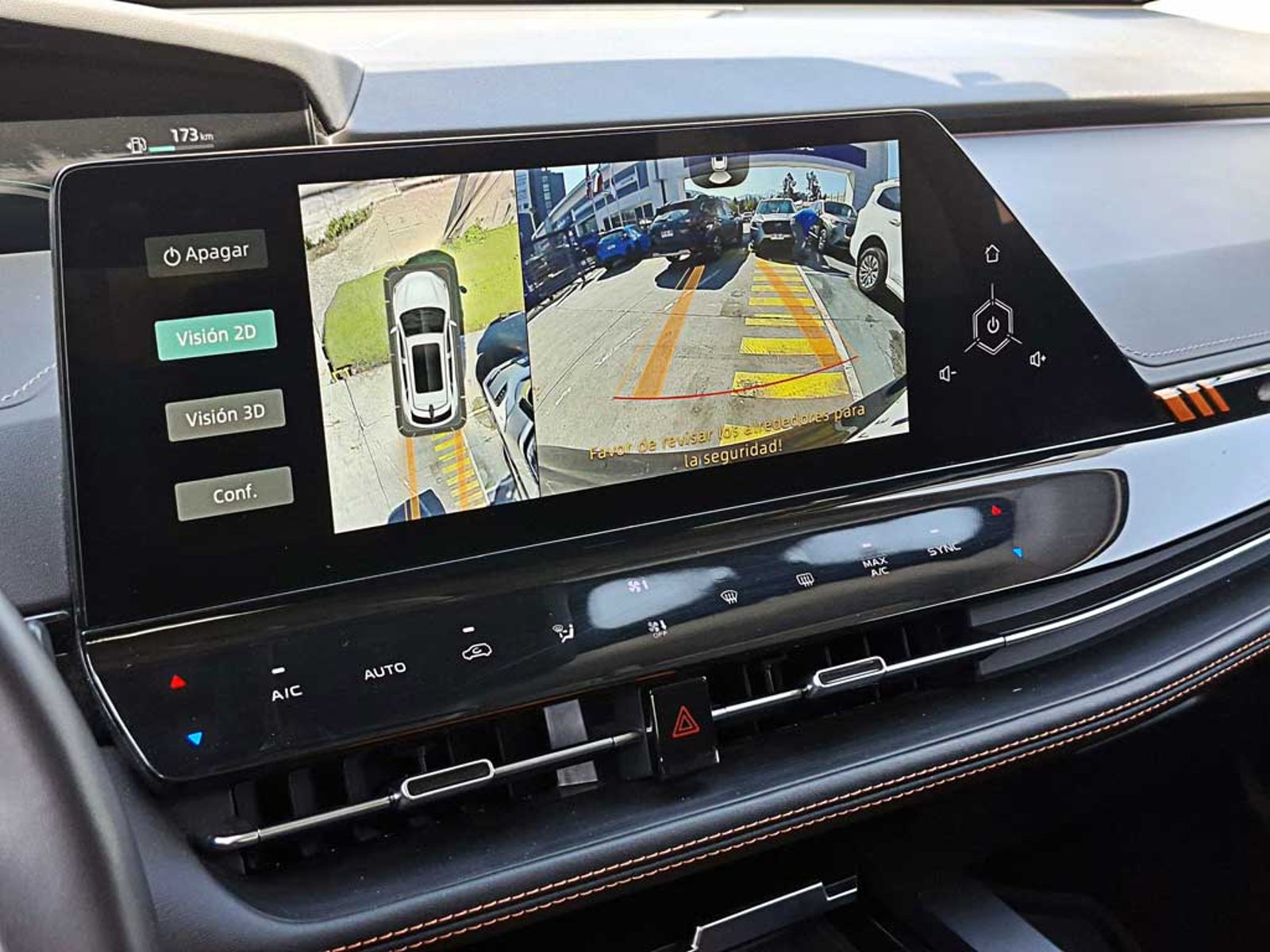 Changan UNI-K 2.0 T LUXURY AT 2025 - Imagen 18 de 20