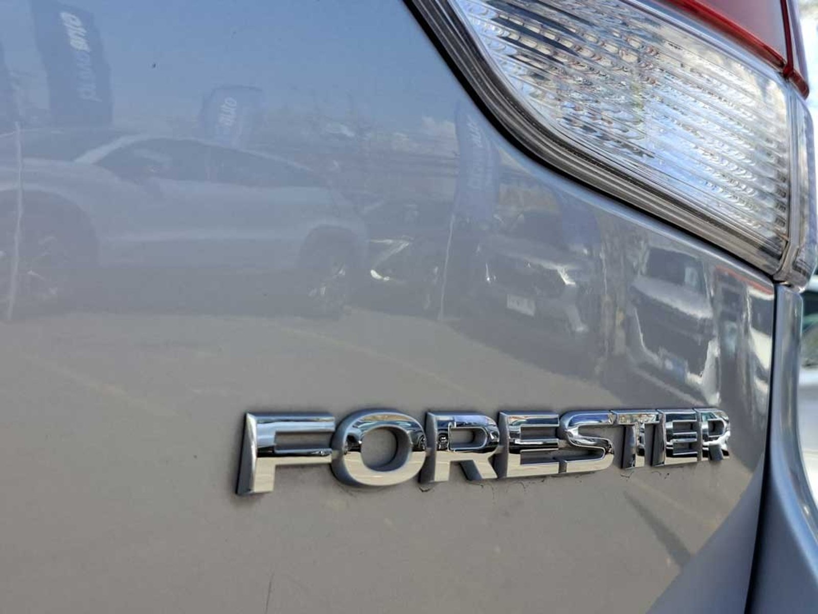Subaru FORESTER 2.0 X AT 4X4 2023 - Imagen 9 de 20