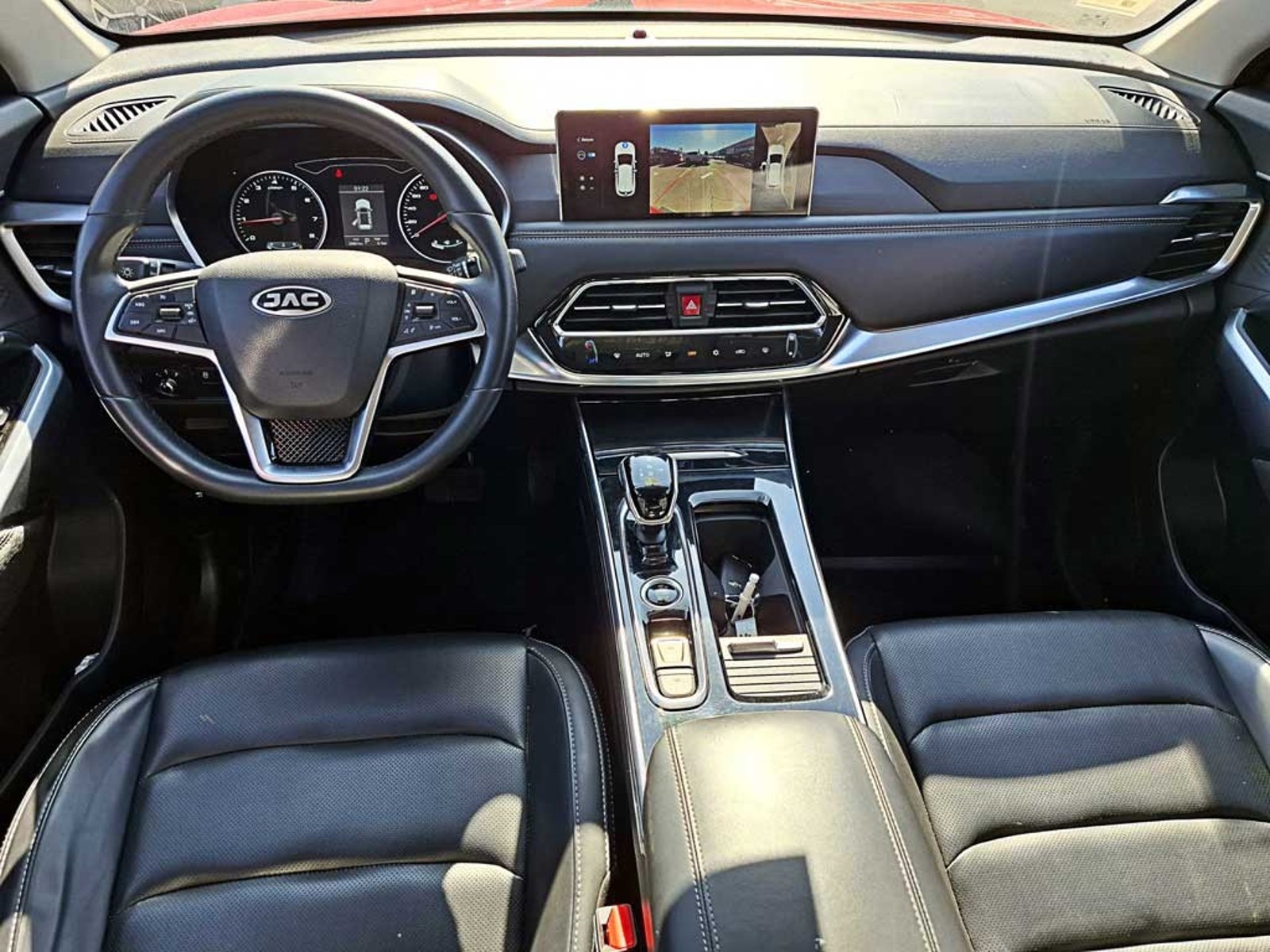 JAC JS8 1.5 LUXURY SE DCT AT 2024 - Imagen 10 de 18