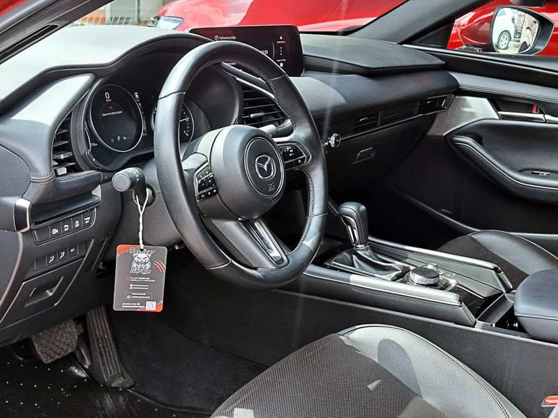 Mazda 3 SPORT 2.5 SPORT HIGH AT 2025 - Imagen 13 de 20