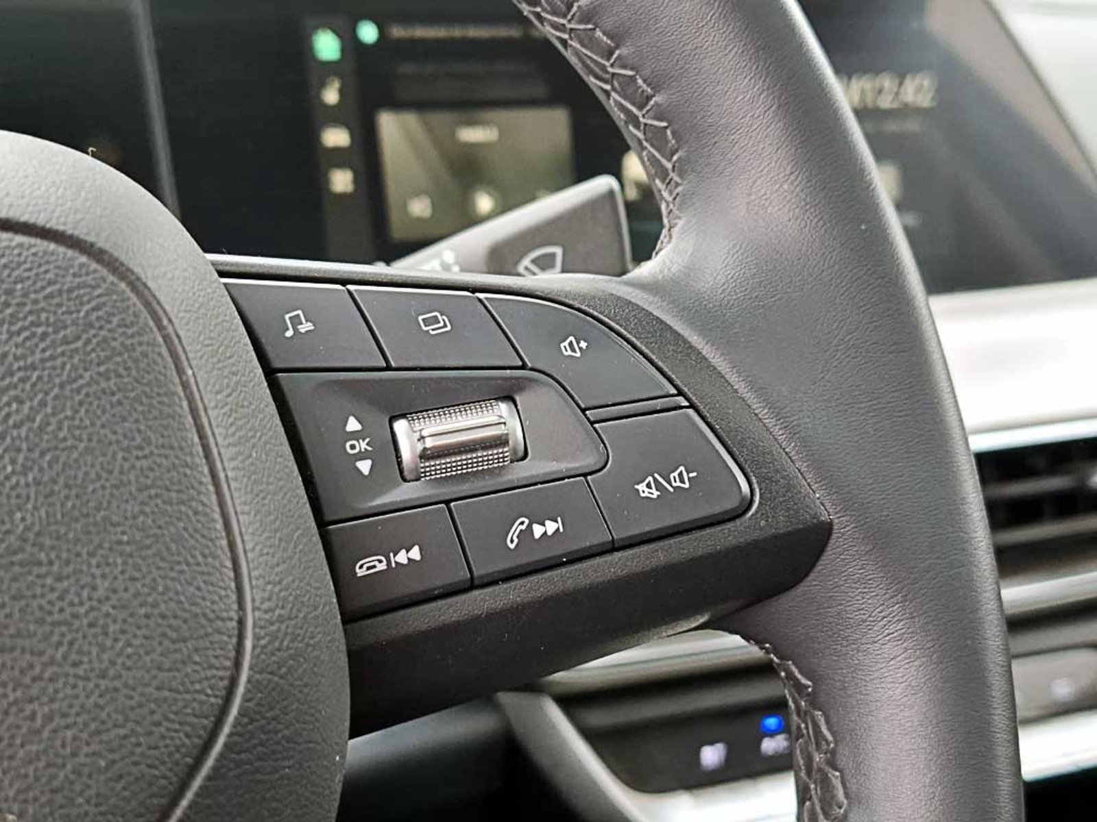 Changan UNI-T 1.5 LUXURY 2024 - Imagen 18 de 20