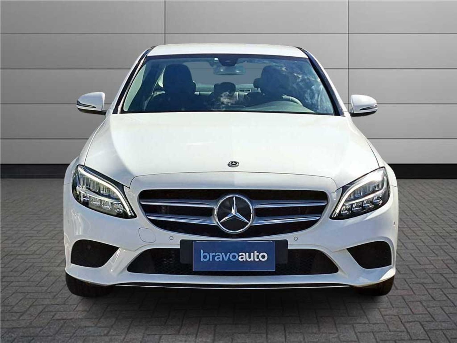 Mercedes-Benz C 300 C 300E 2.0 AT 2021 - Foto 2 de 20