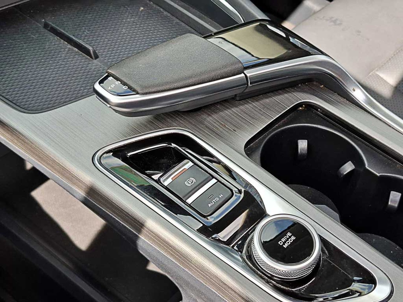 Changan UNI-T 1.5 LUXURY AT 2024 - Imagen 20 de 20