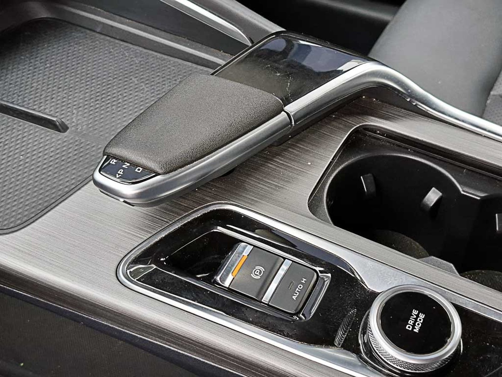 Changan UNI-T 1.5 LUXURY AT 2024 - Imagen 19 de 19