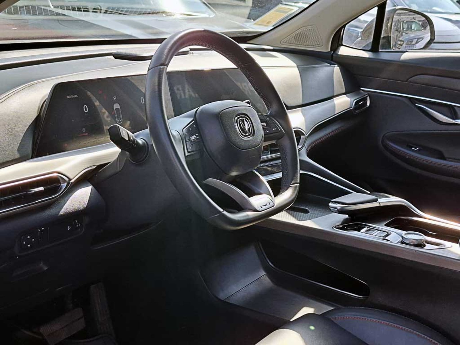 CHANGAN UNI-T (IN) 1.5 4X2 AT 5P 2024 - Imagen 13 de 20