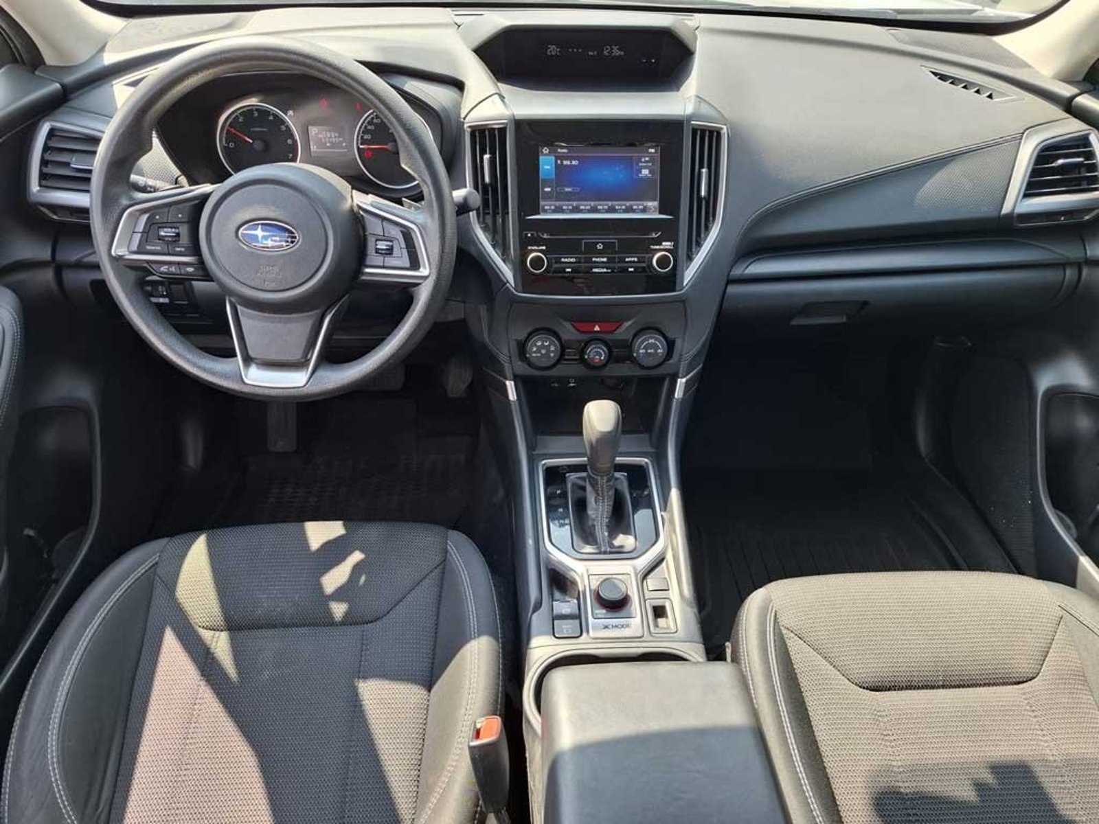 Subaru FORESTER 2.0 X AT 4X4 2023 - Imagen 13 de 20