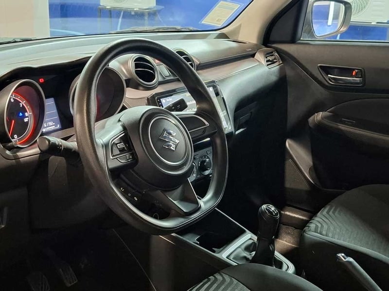 Suzuki SWIFT 1.2 SPORT GL MT 2024 - Imagen 13 de 20
