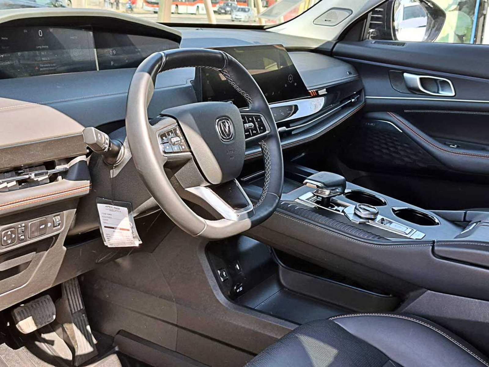 Changan UNI-K 2.0 T LUXURY AT 2025 - Imagen 13 de 20
