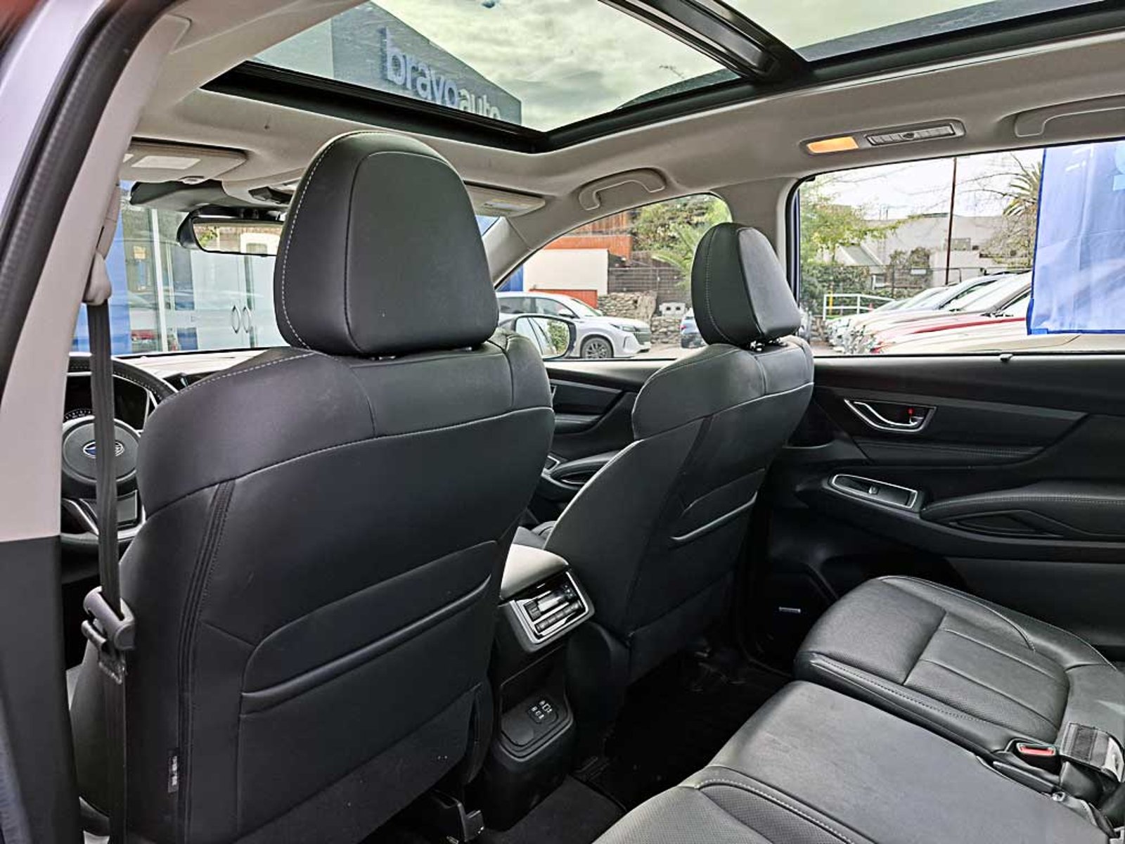 Subaru EVOLTIS 2.4 T LIMITED GARDX AT 4X4 2025 - Imagen 16 de 20