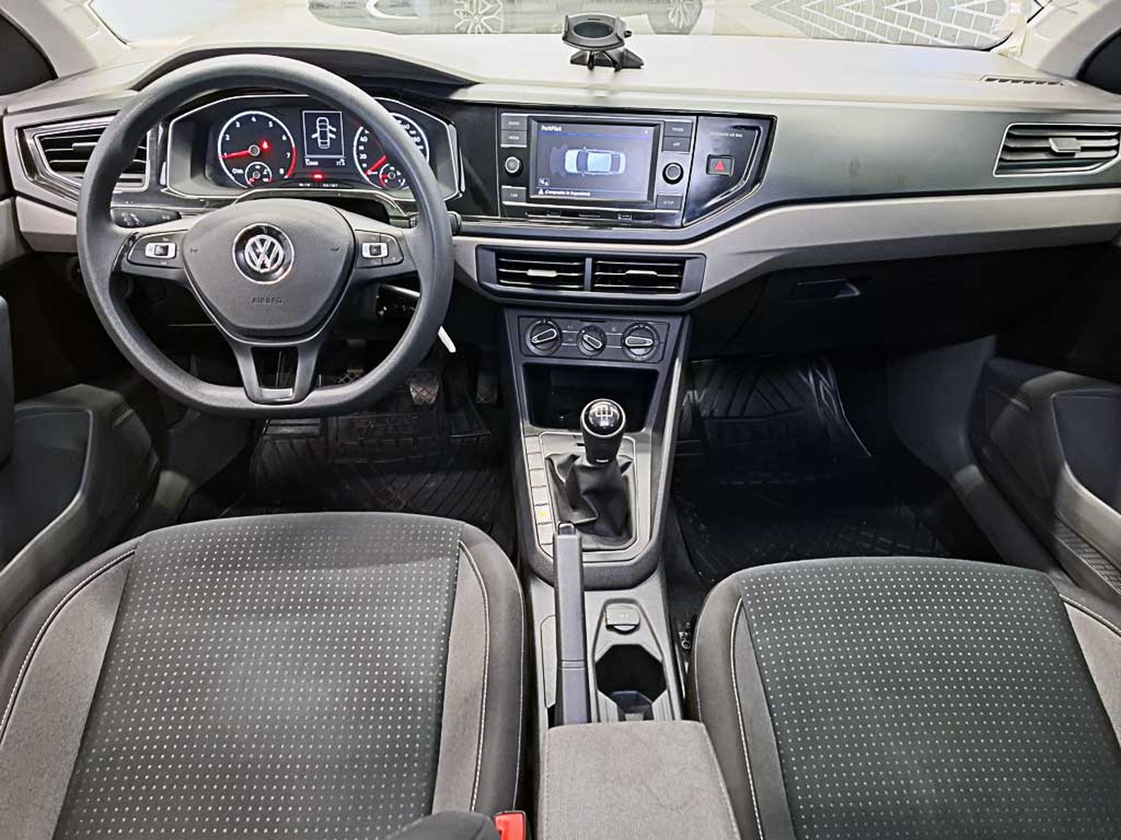 VOLKSWAGEN VIRTUS 1.6 COMFORTLINE MT 2021 - Imagen 15 de 20