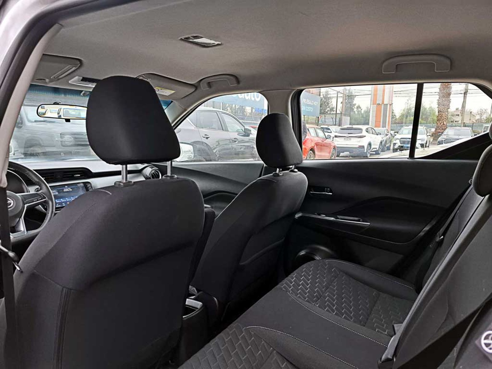 Nissan KICKS 1.6 SENSE MT 2023 - Imagen 15 de 20
