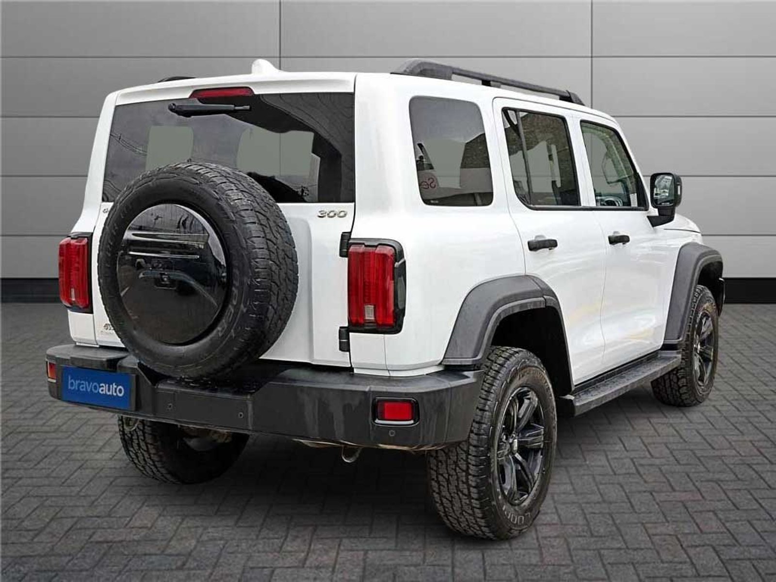 Great Wall TANK 300 2.0 T AT 4X4 2024 - Foto 4 de 20