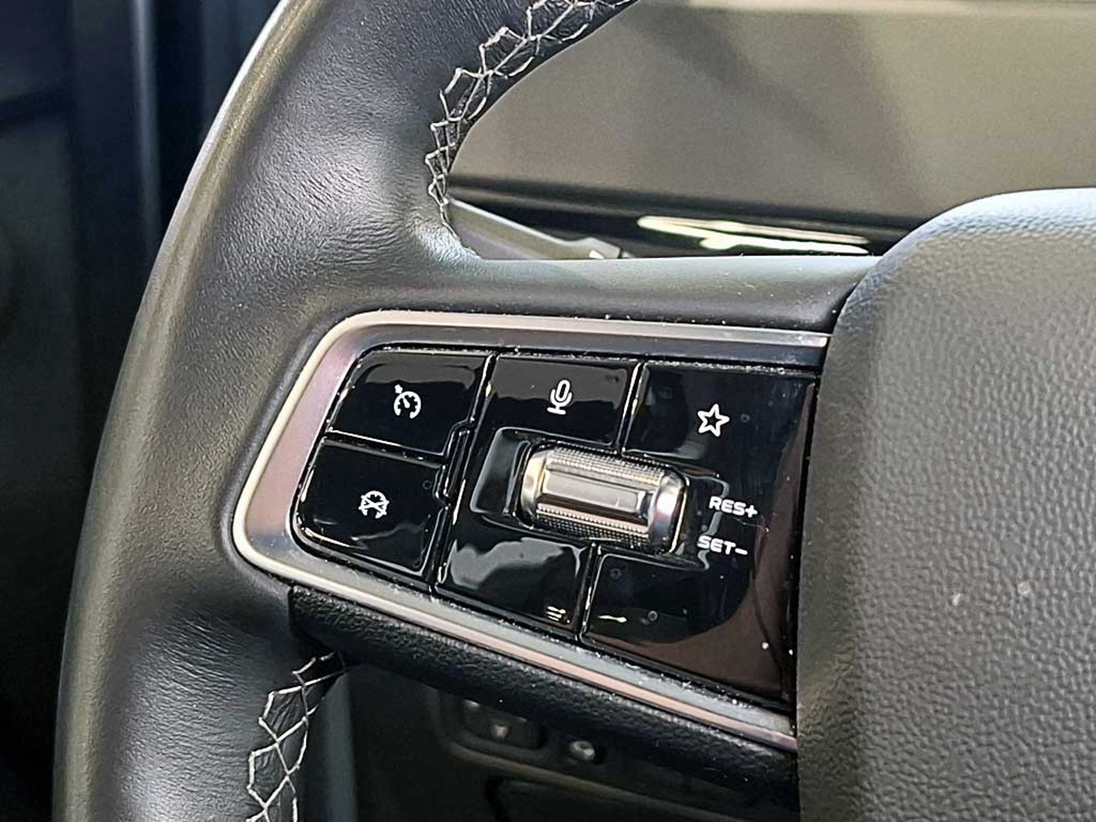 CHANGAN UNI-K 2.0 T LUXURY AT 2024 - Imagen 18 de 20