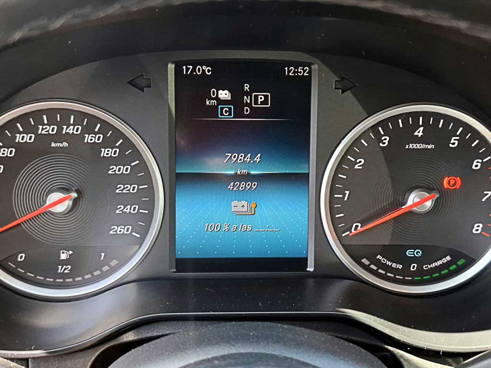 Mercedes-Benz C 300 C 300E 2.0 AT 2021 - Imagen 17 de 20