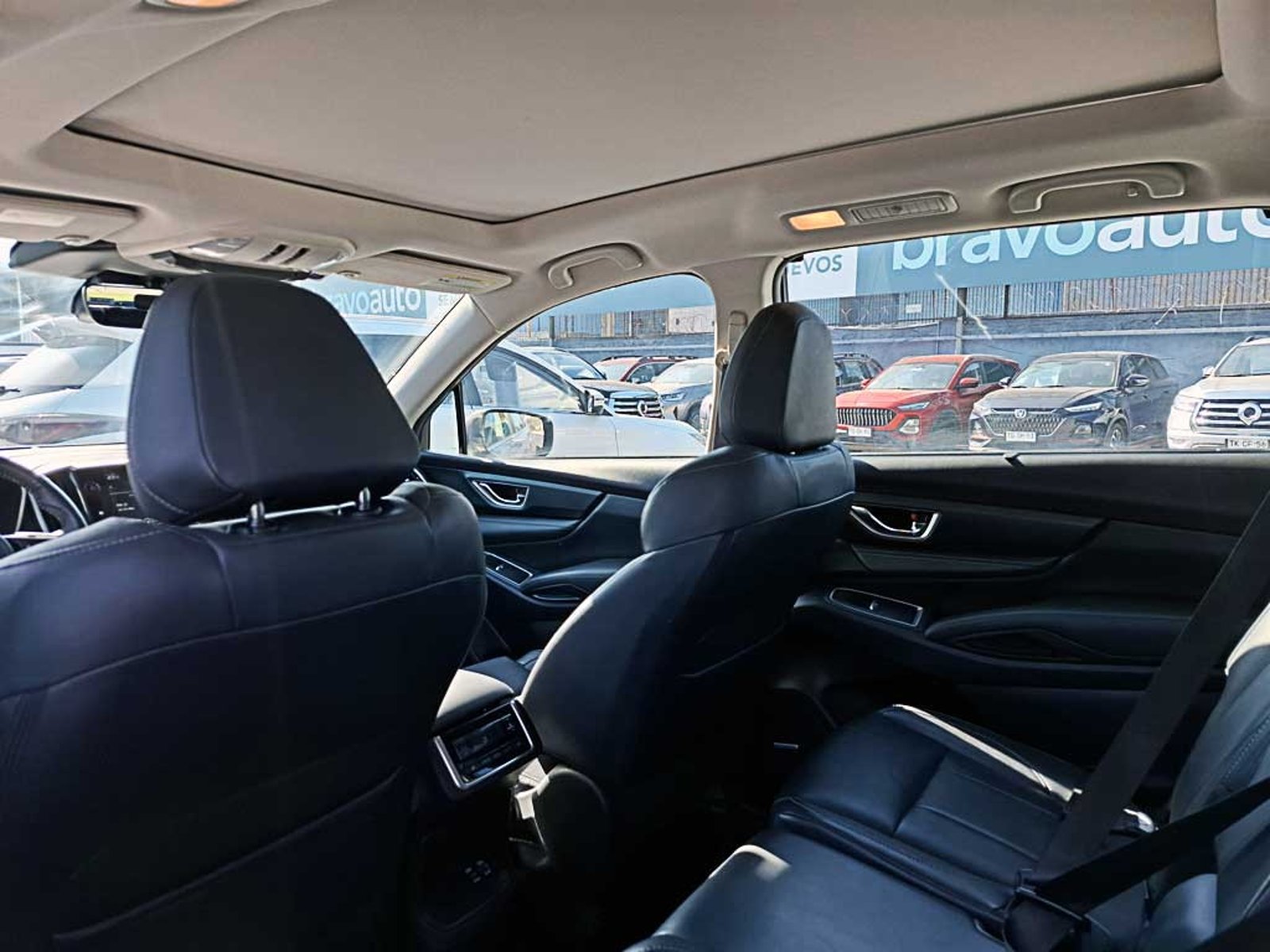 Subaru EVOLTIS 2.4 T LIMITED GARDX AT 4X4 2024 - Imagen 18 de 20